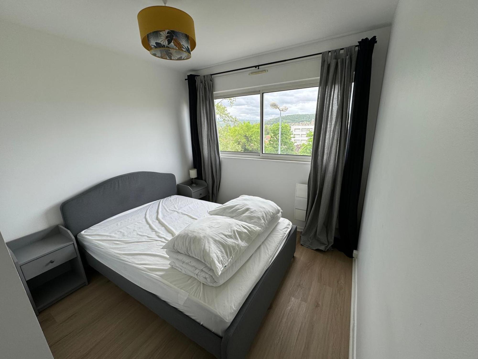 Apartment Grigny